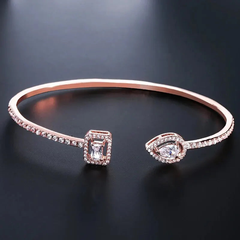 Luxury  Bangles For Women Fashion Cubic Zirconia Bracelets INS Party Everyday Jewlery.