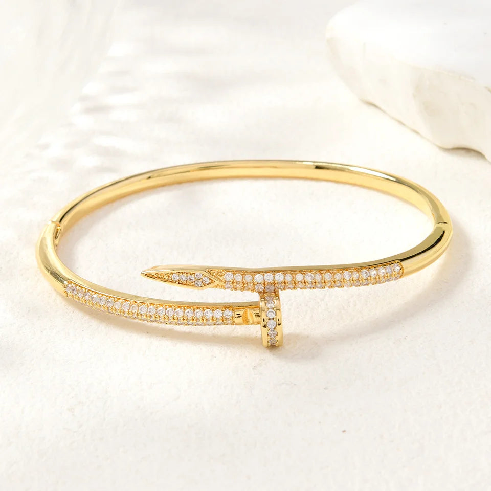 Bracelet Luxurious Gold Color  Bracelet For Fashion - forward Events