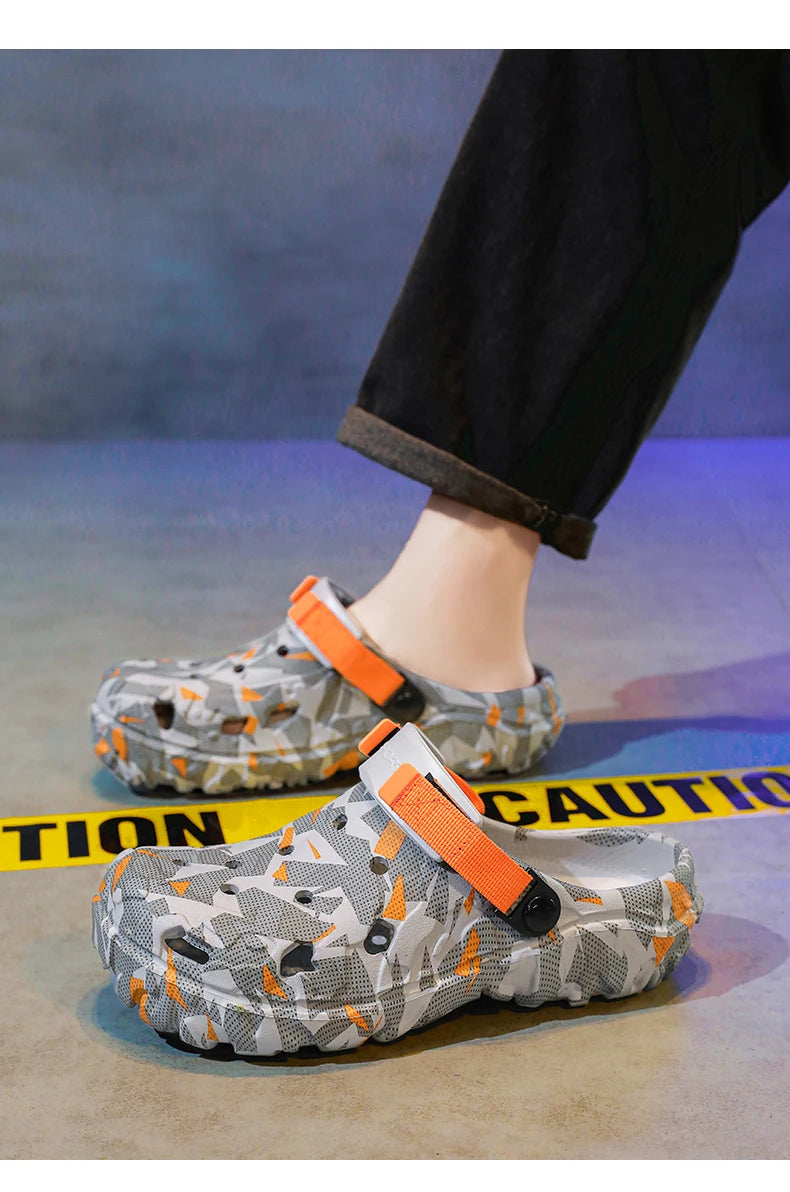 New Men's Clogs Slippers Sandal Male Garden Shoes Flat Camouflage
