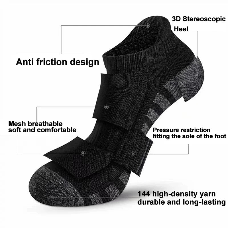 Men Basketball Sports Sock Fashionable Black White