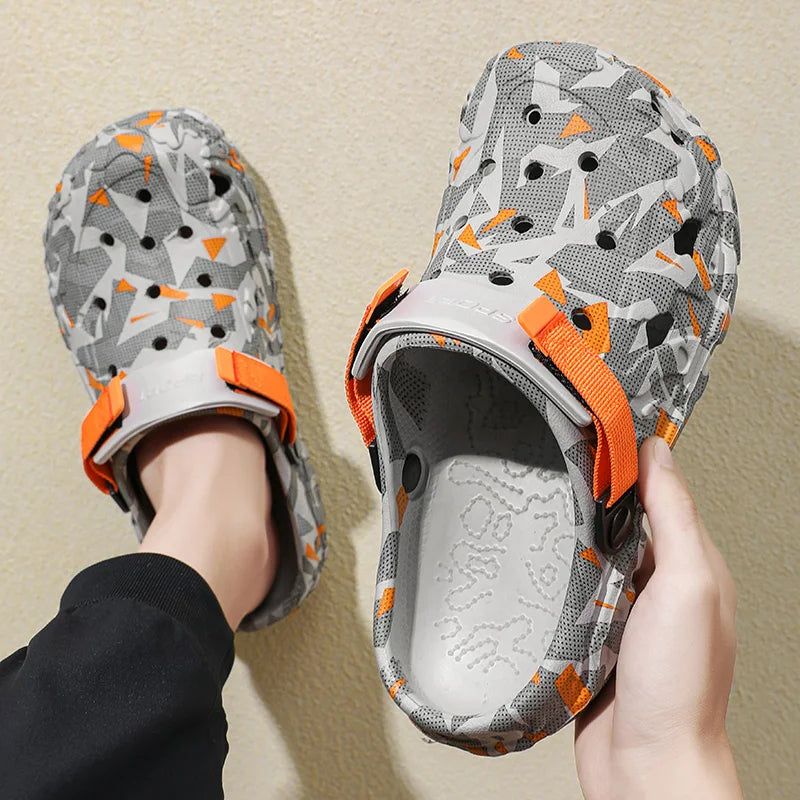 New Men's Clogs Slippers Sandal Male Garden Shoes Flat Camouflage